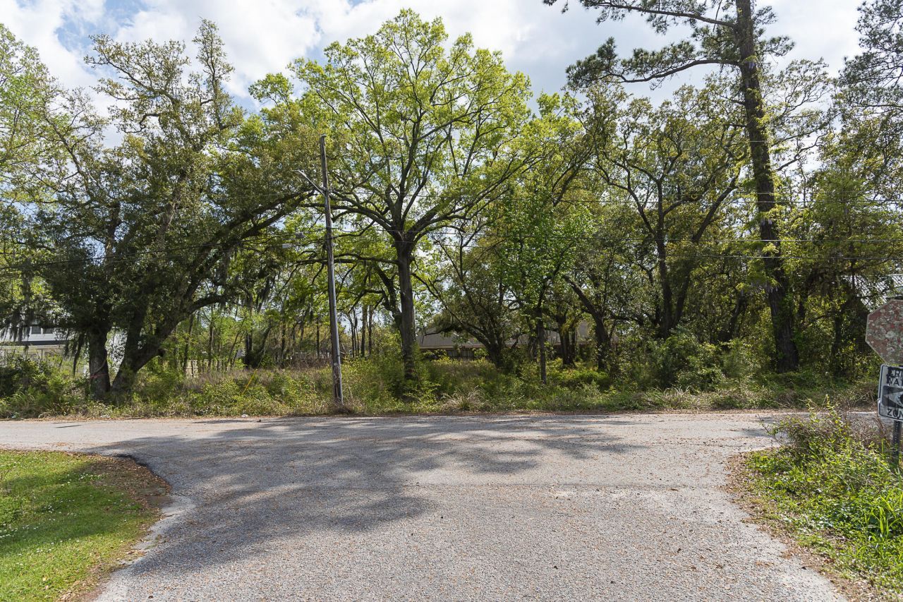 2557 Etiwan Avenue Photo 18