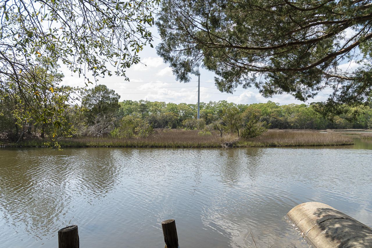 2557 Etiwan Avenue Photo 25