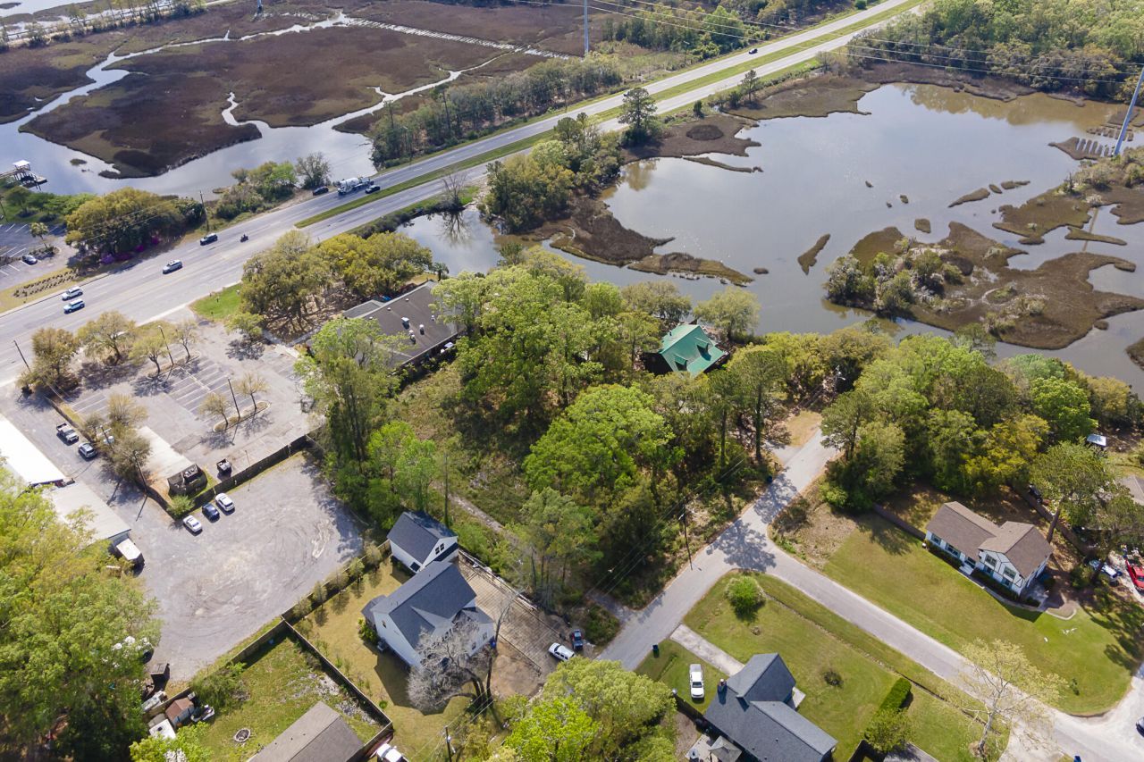 2557 Etiwan Avenue Photo 8