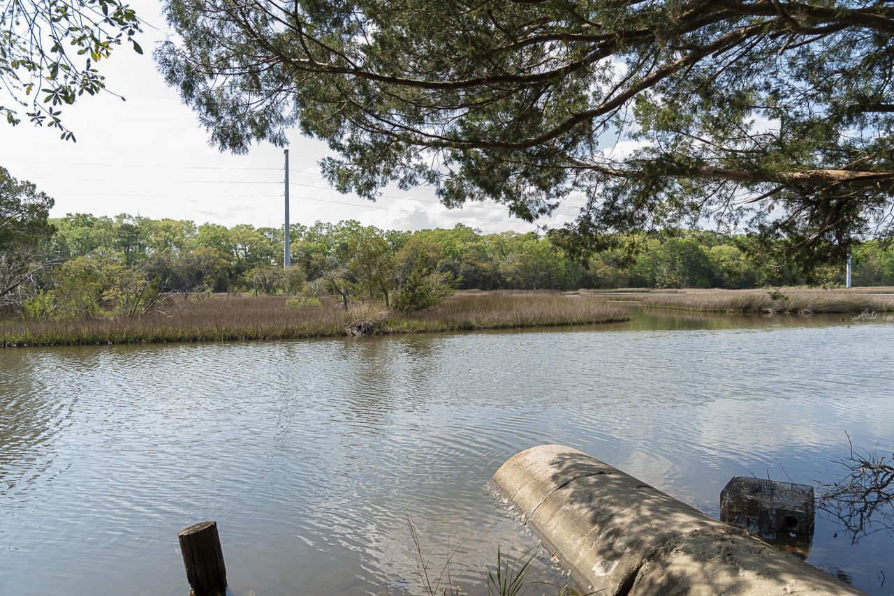 2555 Etiwan Avenue Photo 24