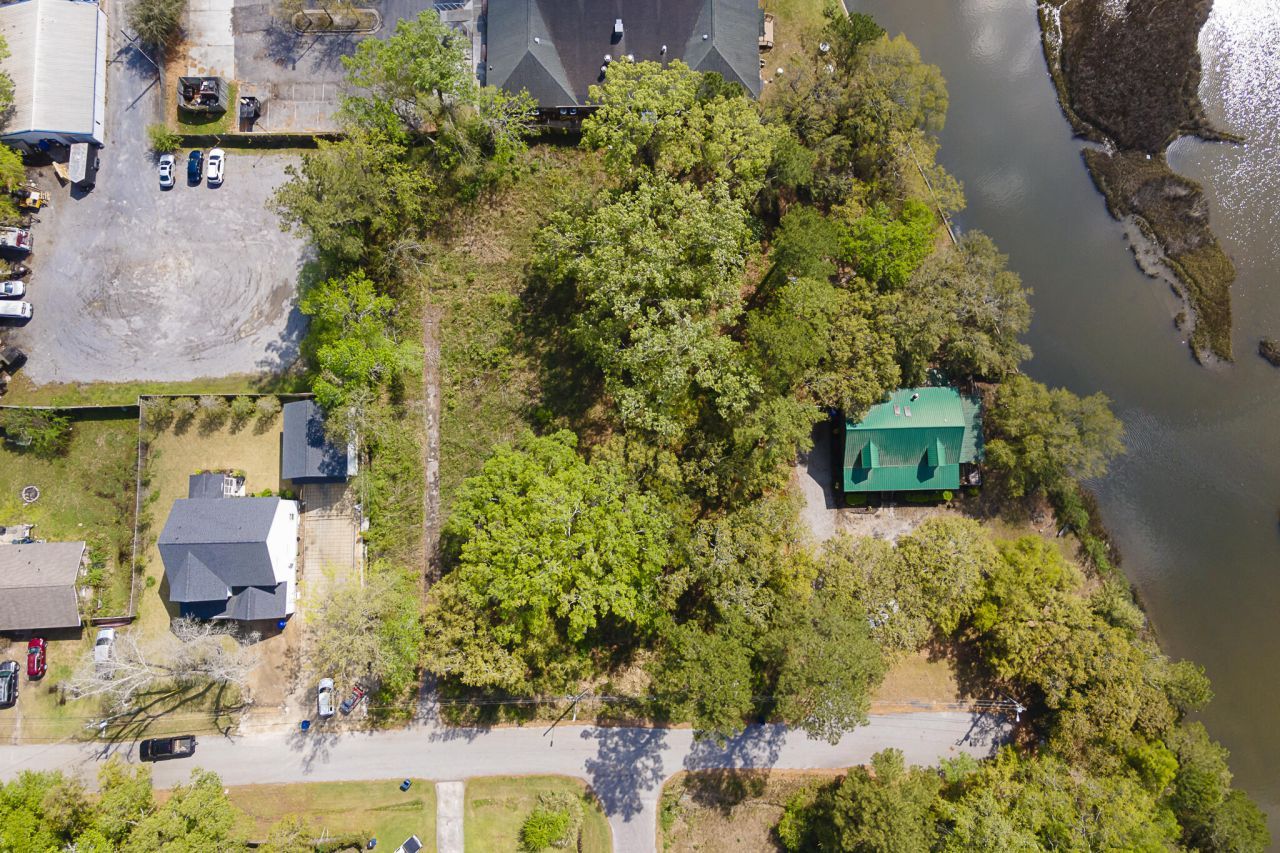 2555 Etiwan Avenue Photo 8