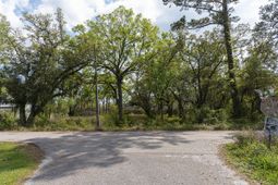 2553 Etiwan Avenue photo 4