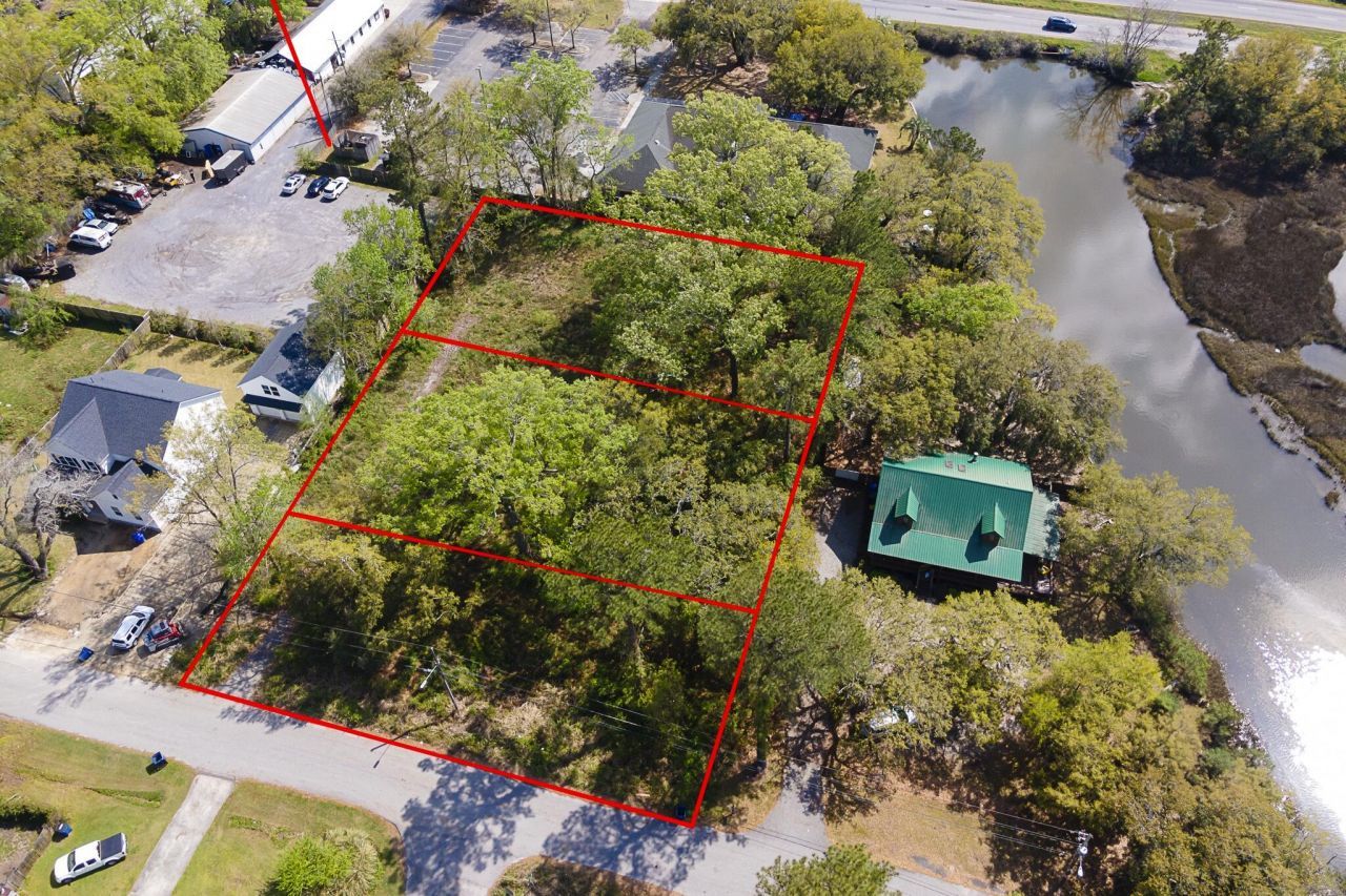 2553 Etiwan Avenue Photo 8