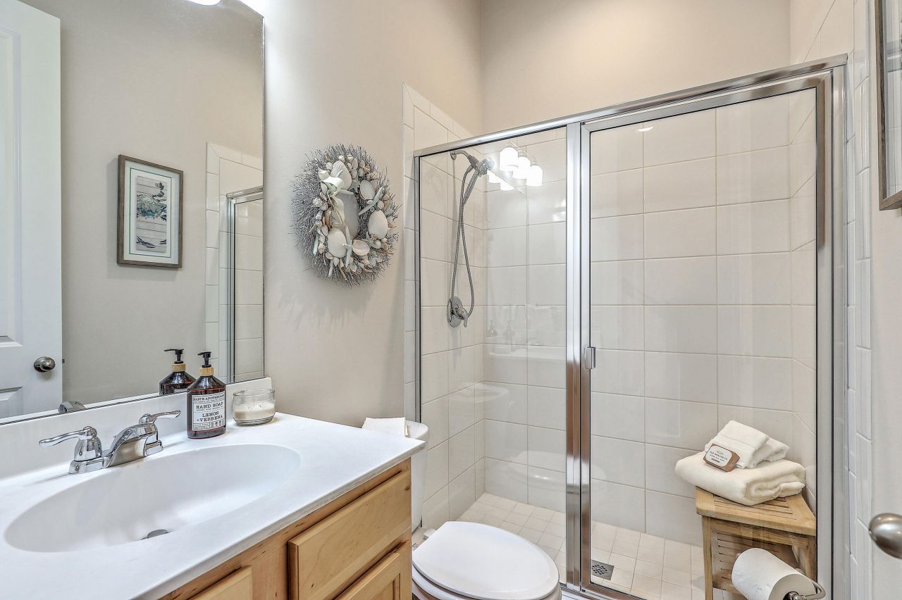 129 Howard Mary Drive Photo 6