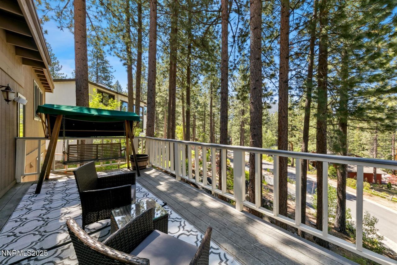 173 Hall Court, Stateline, NV 89449 Photo