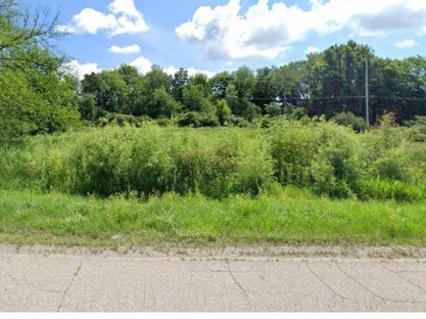N HURON Road, Pinconning Twp, MI 48650