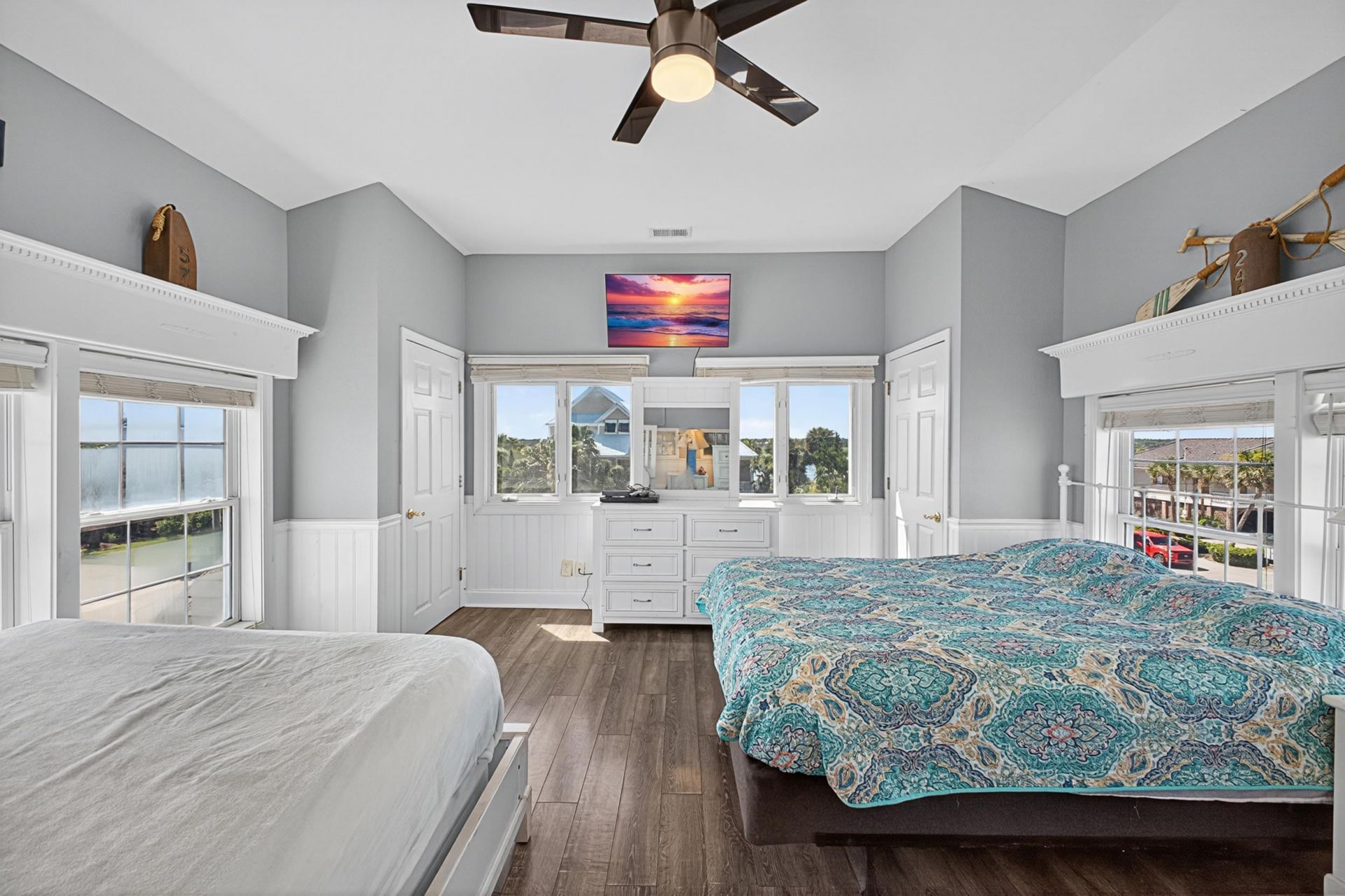 1885 Pompano Dr. Photo 12