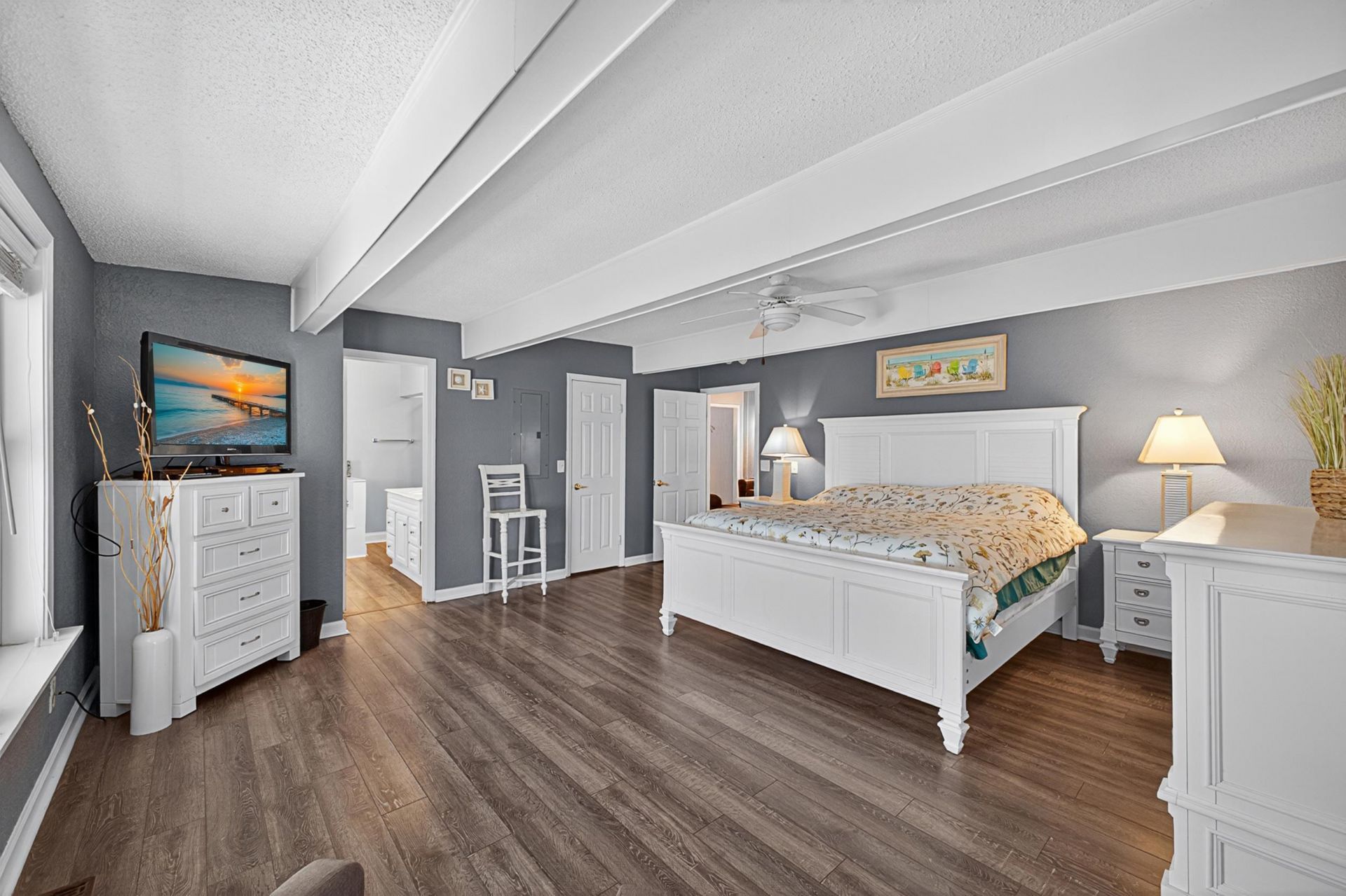1885 Pompano Dr. Photo 16