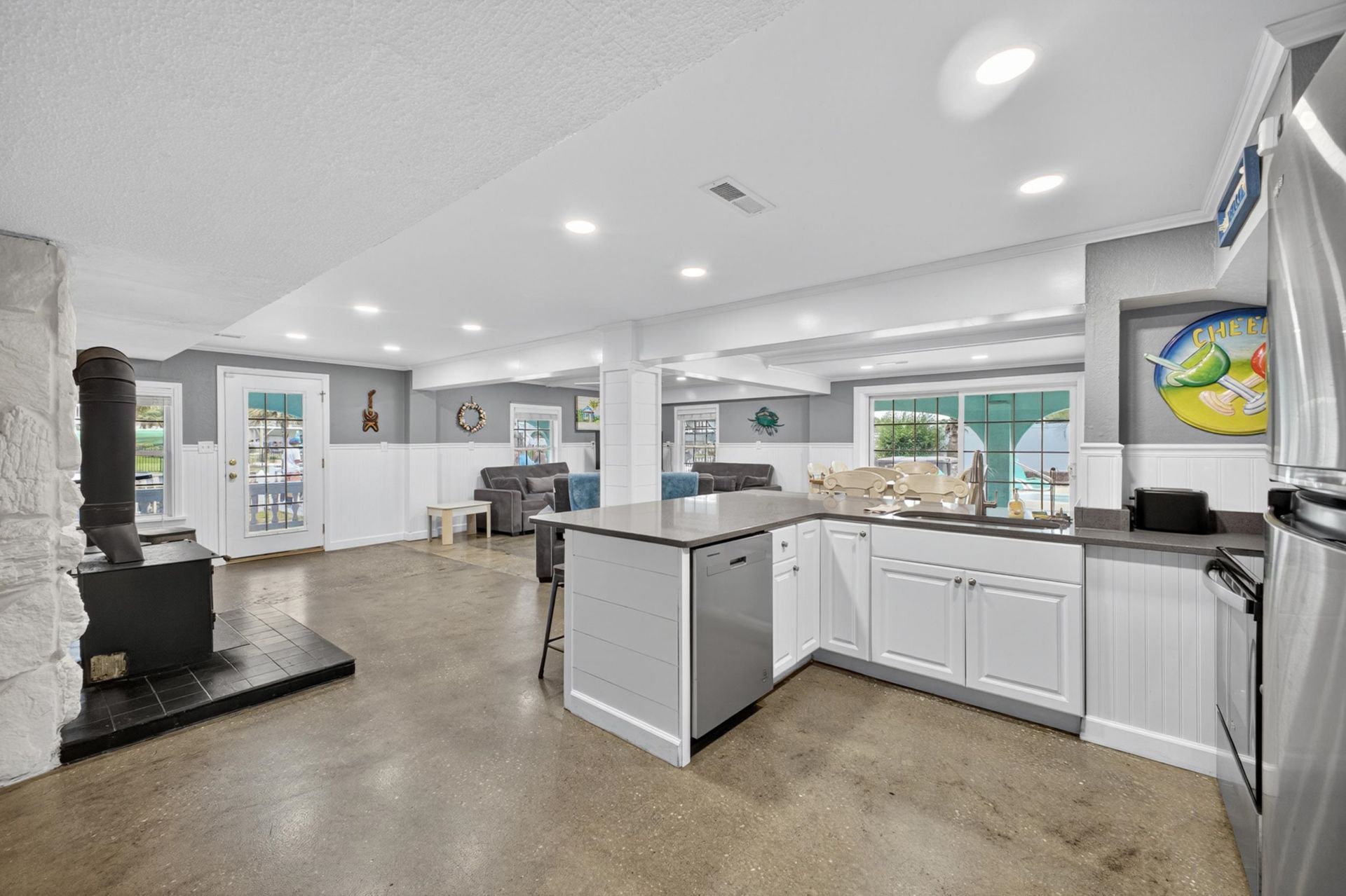 1885 Pompano Dr. Photo 42
