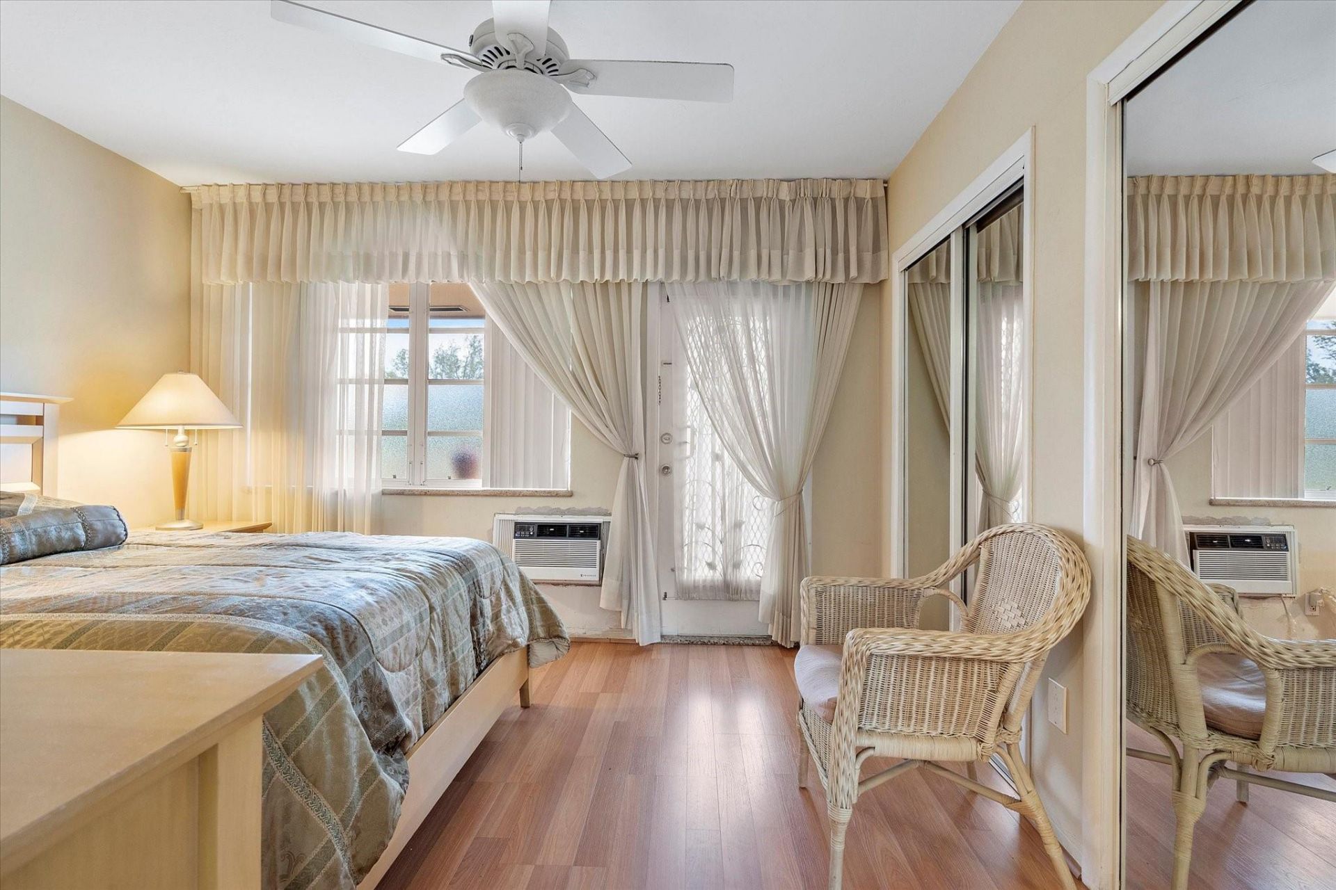 500 Layne Boulevard, Unit 18, Hallandale Beach, FL 33009 Photo