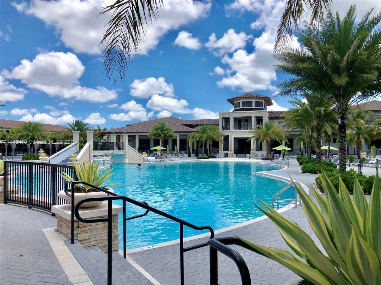 8031 NW 104th Ave, Unit 21, Doral, FL 33178 Photo