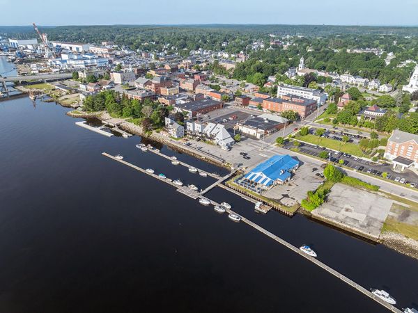 119 Commercial Street, Bath, ME 04530