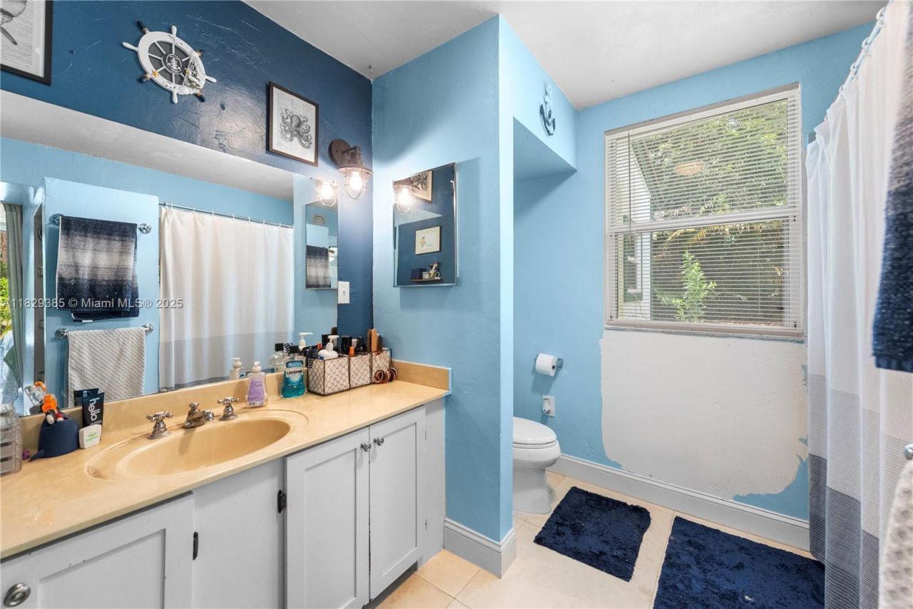 20350 SW 182nd Ave, Miami, FL 33187 Photo