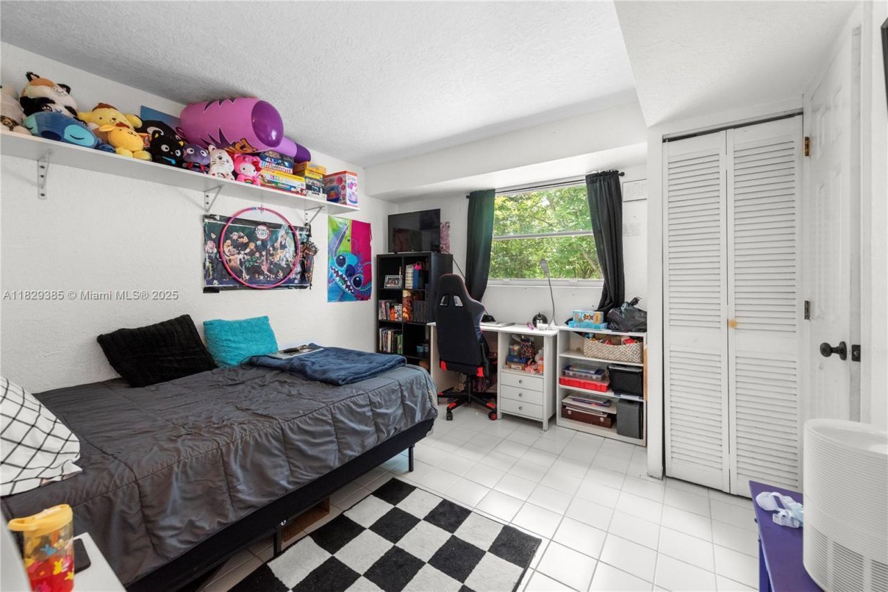 20350 SW 182nd Ave, Miami, FL 33187 Photo