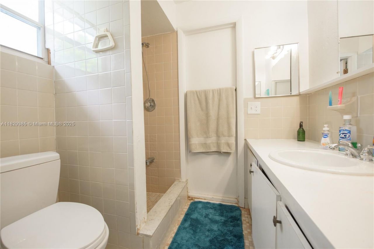 20350 SW 182nd Ave, Miami, FL 33187 Photo