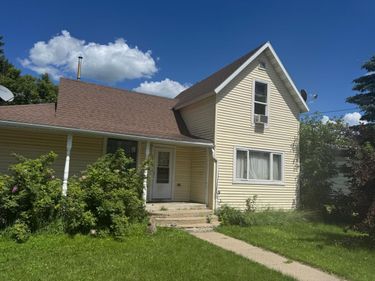 117 E Maple Avenue, Frazee, MN 56544