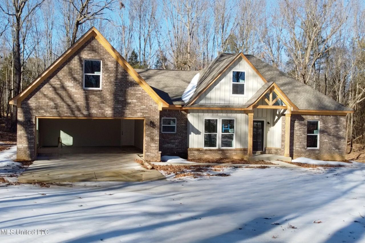 667 Pigeon Roost Road, Coldwater, MS 38618 Main Photo