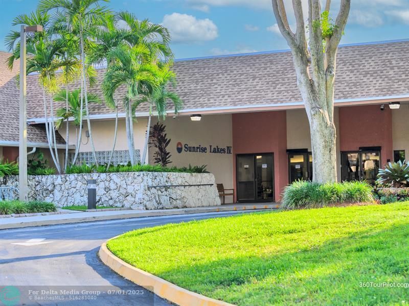 2748 NW 104th Avenue, Unit 406, Sunrise, FL 33322 Photo