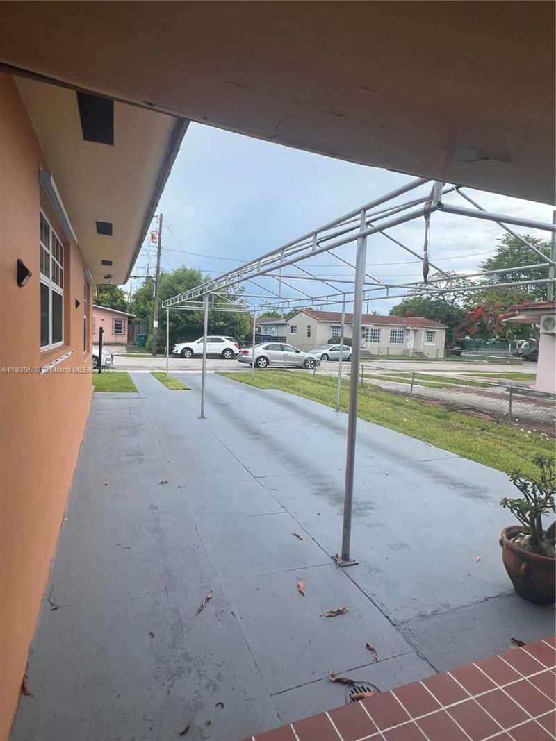 2815 SW 36th Ave, Miami, FL 33133 Photo