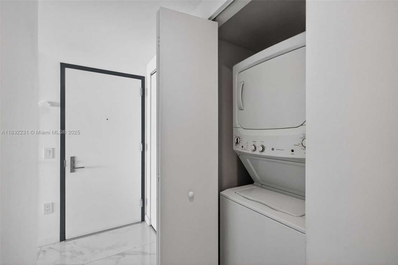 3131 NE 7th Ave, Unit 4503, Miami, FL 33137 Photo