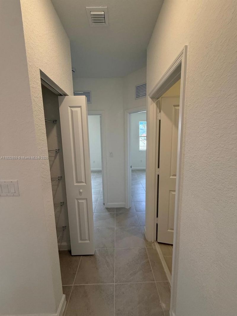 2942 SE 23rd Ave, Homestead, FL 33035 Photo
