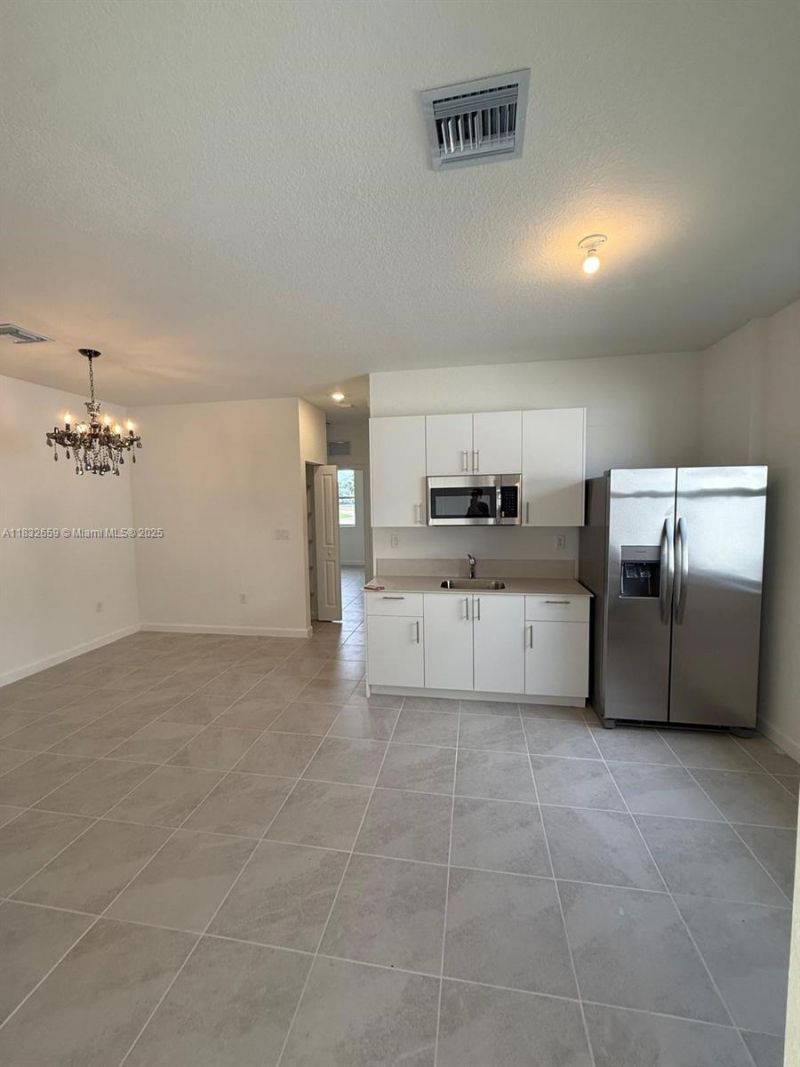 2942 SE 23rd Ave, Homestead, FL 33035 Photo