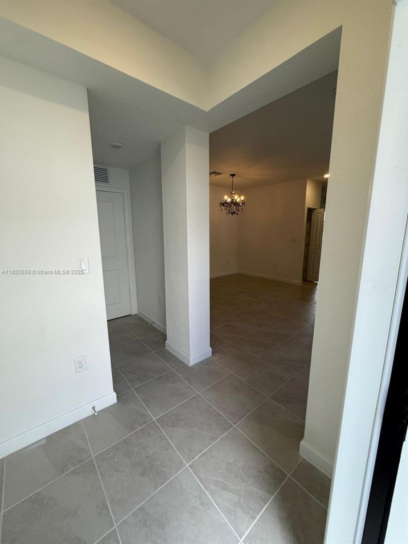 2942 SE 23rd Ave, Homestead, FL 33035 Photo