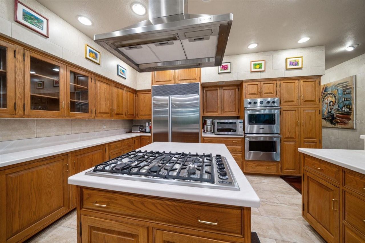 1835 Alicia Way, Clearwater, FL 33764 Photo