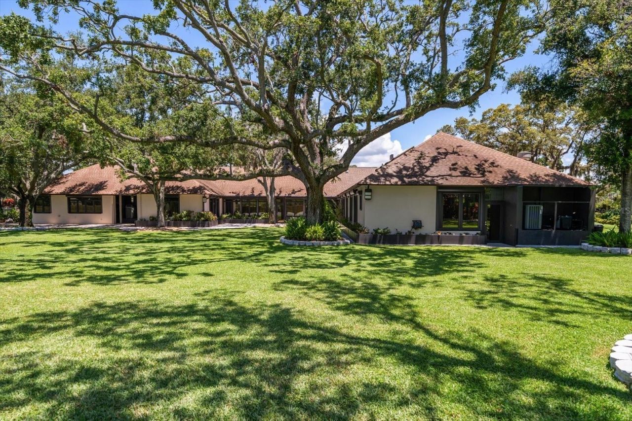 1835 Alicia Way, Clearwater, FL 33764 Photo