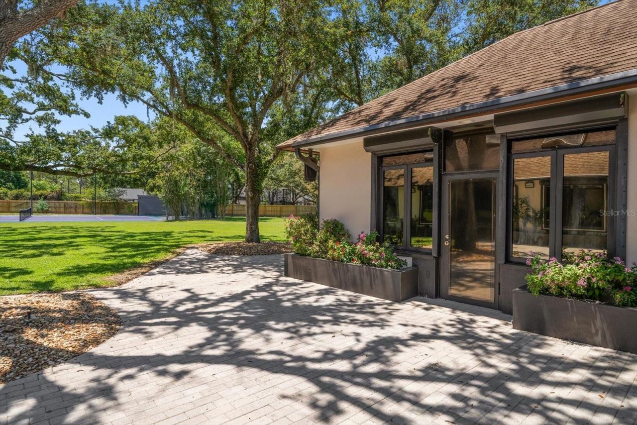 1835 Alicia Way, Clearwater, FL 33764 Photo