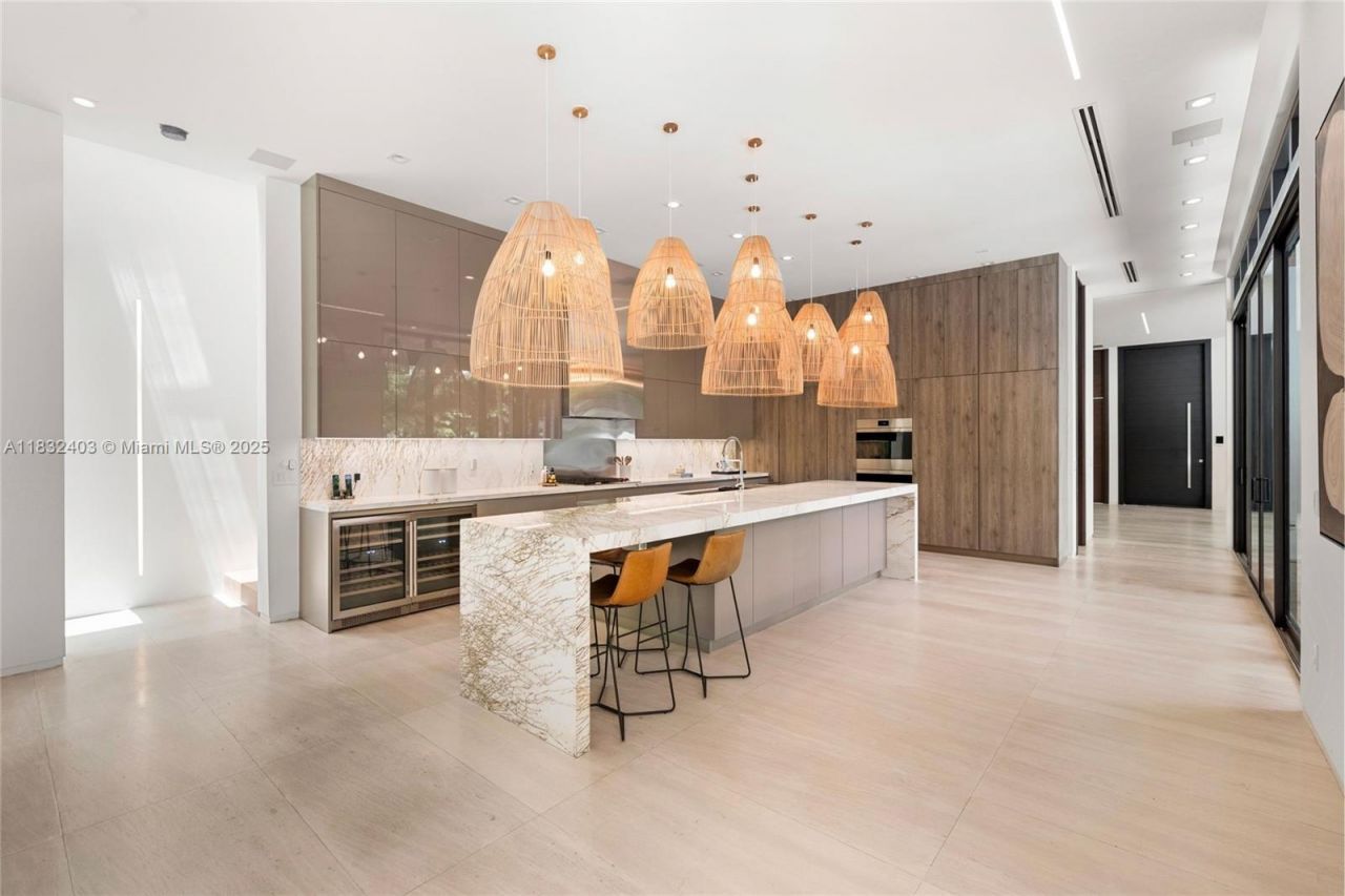 7610 SW 48th Ct, Miami, FL 33143 Photo