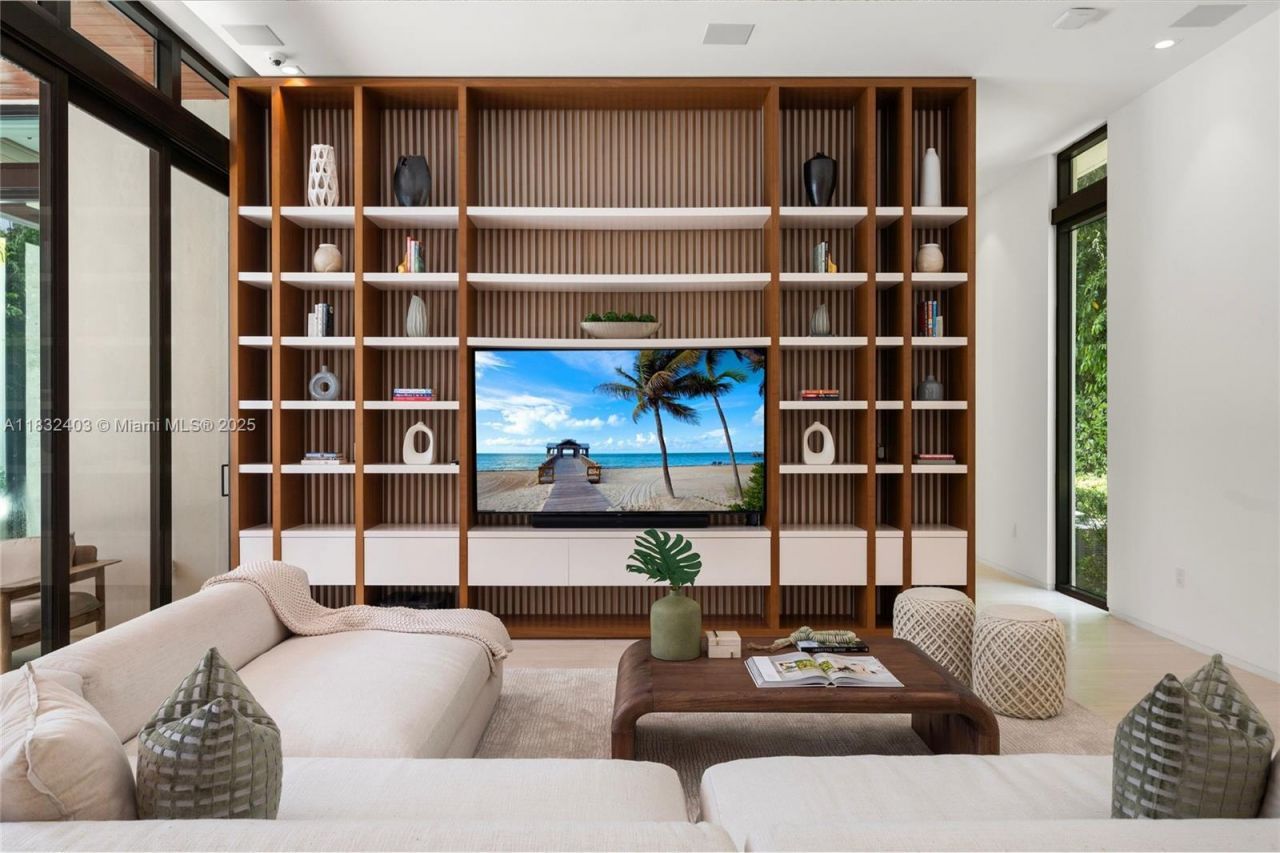 7610 SW 48th Ct, Miami, FL 33143 Photo