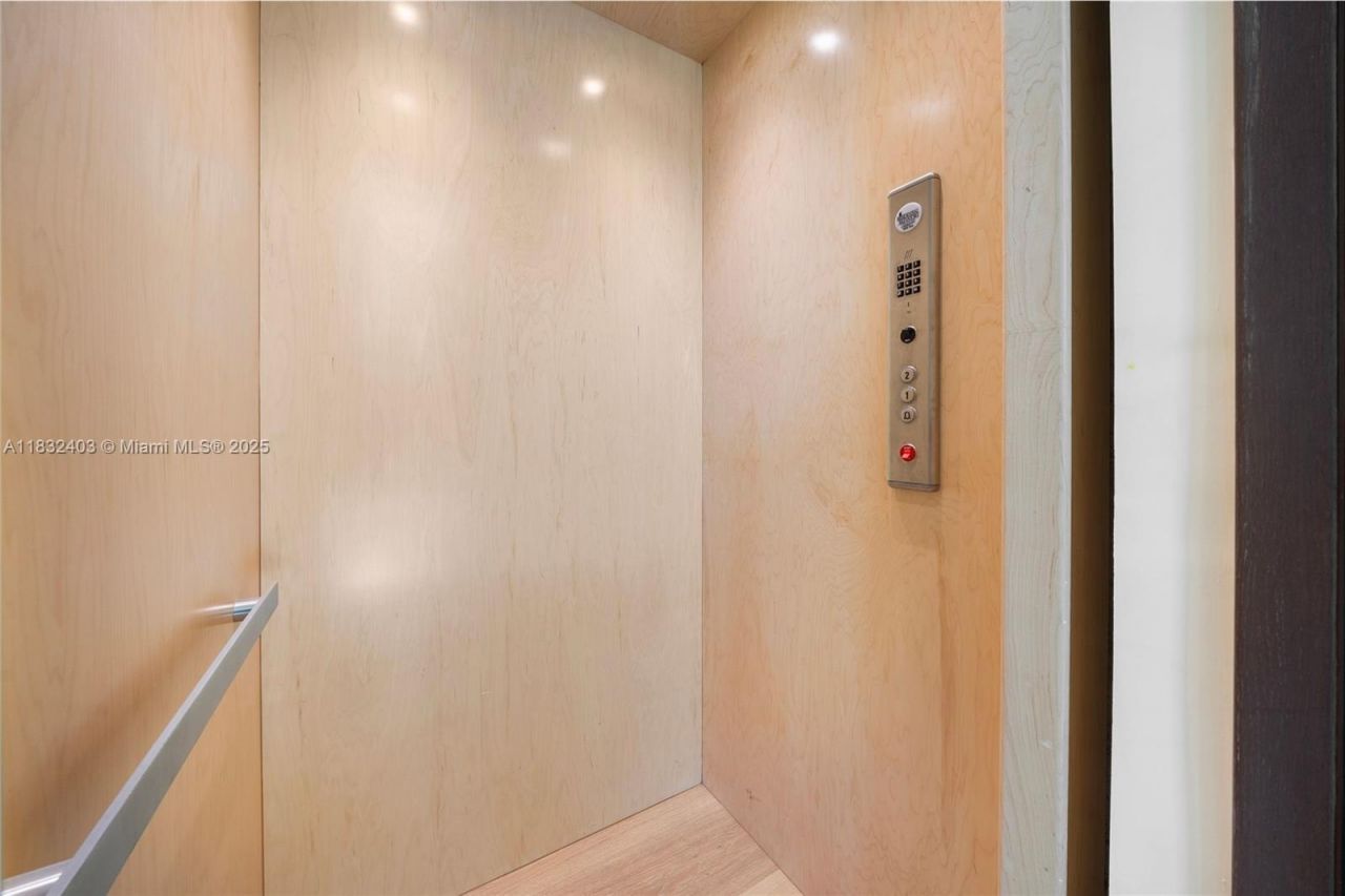 7610 SW 48th Ct, Miami, FL 33143 Photo