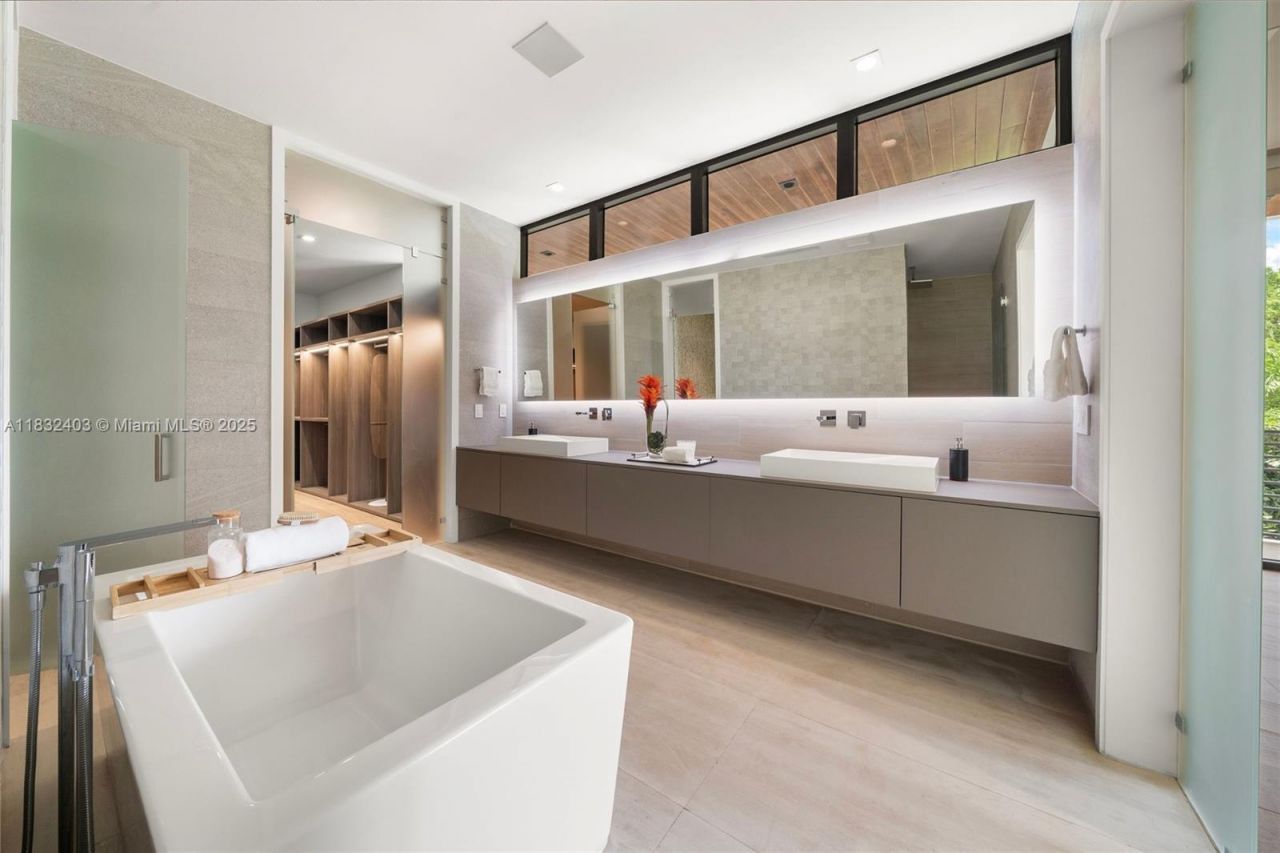 7610 SW 48th Ct, Miami, FL 33143 Photo