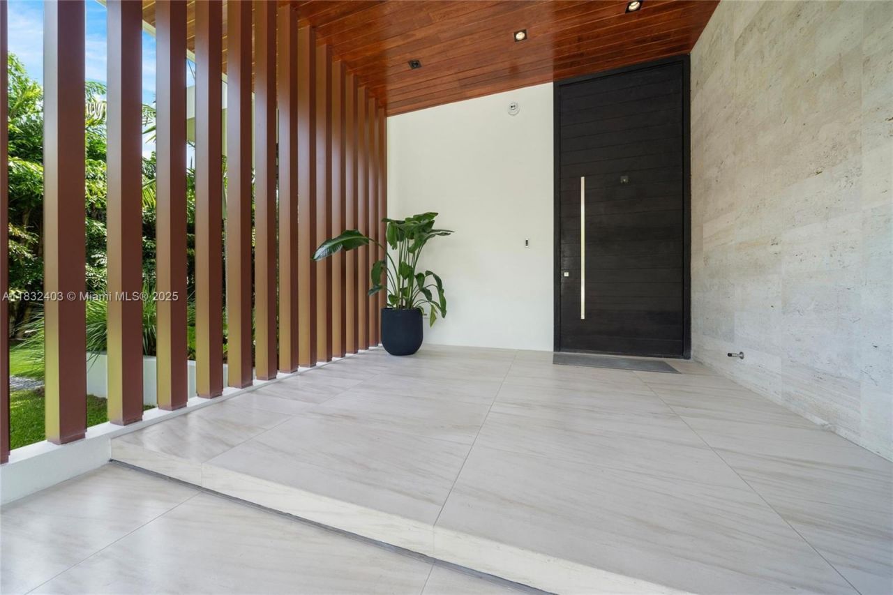 7610 SW 48th Ct, Miami, FL 33143 Photo