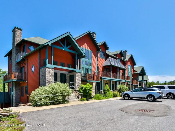 8 Trailside Drive, Unit Bb1, Hunter, NY 12442