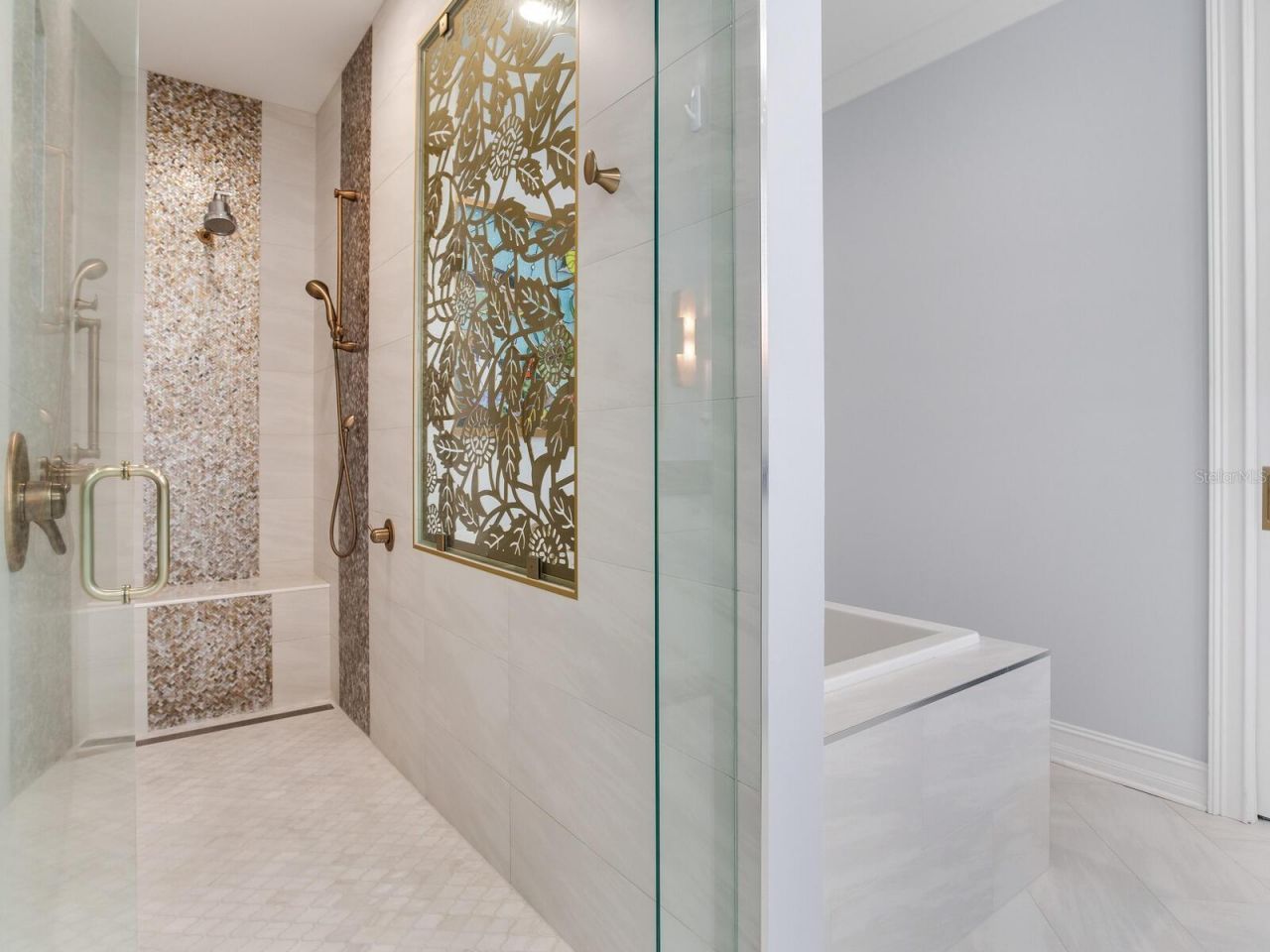 8 Sunset Bay Drive, Belleair, FL 33756 Photo