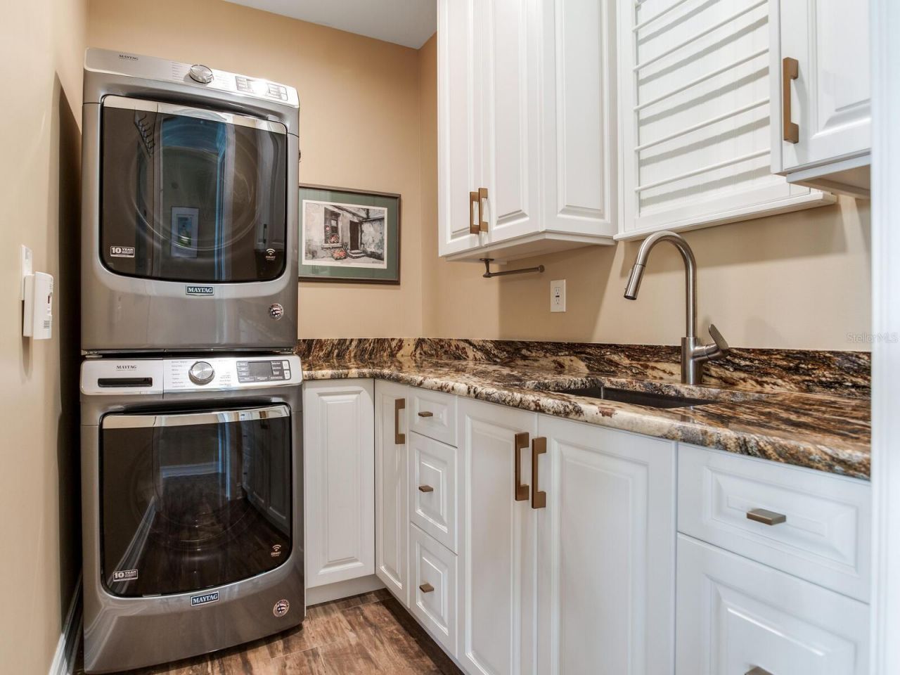 8 Sunset Bay Drive, Belleair, FL 33756 Photo