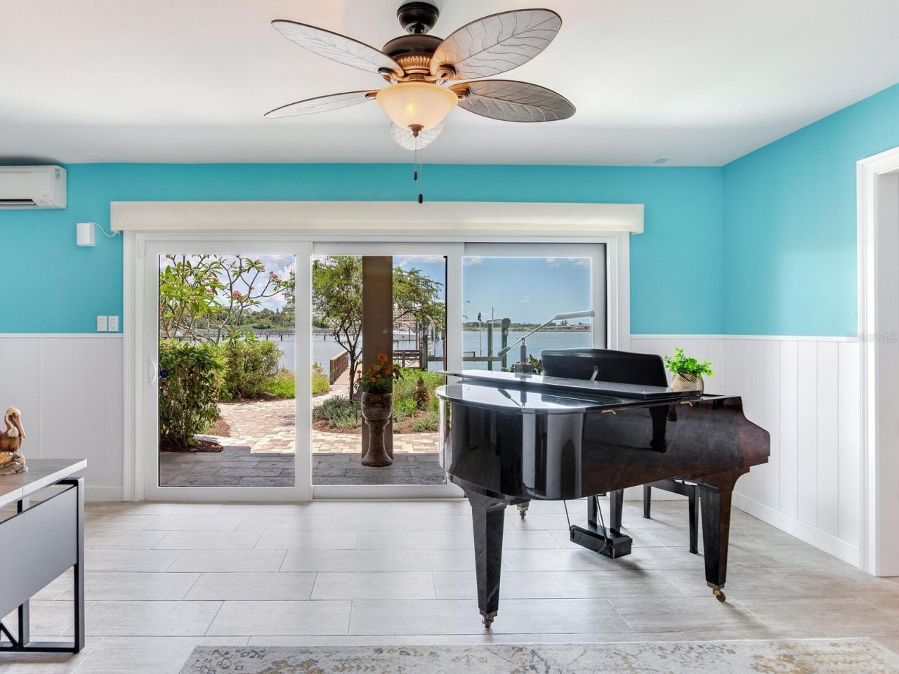 8 Sunset Bay Drive, Belleair, FL 33756 Photo