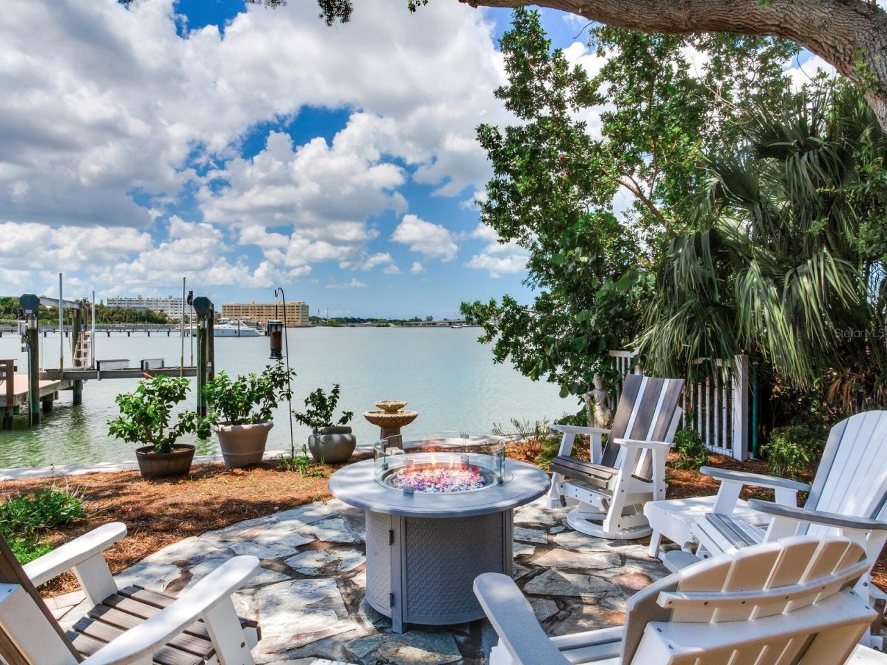 8 Sunset Bay Drive, Belleair, FL 33756 Photo