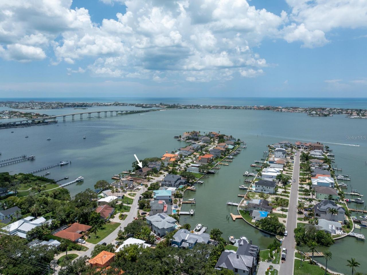 8 Sunset Bay Drive, Belleair, FL 33756 Photo