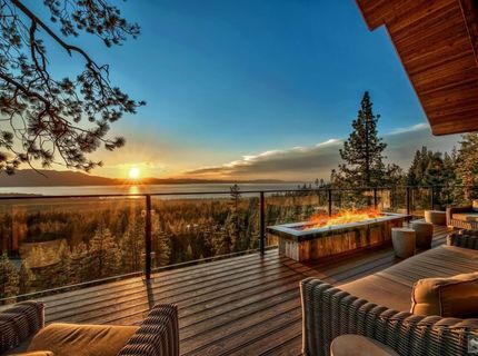 1639 Sherman Way, South Lake Tahoe, CA 96150 Photo