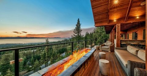 1639 Sherman Way, South Lake Tahoe, CA 96150 Photo