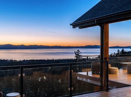 1639 Sherman Way, South Lake Tahoe, CA 96150 Photo