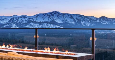 1639 Sherman Way, South Lake Tahoe, CA 96150 Photo