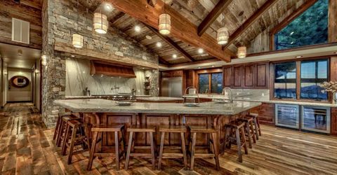 1639 Sherman Way, South Lake Tahoe, CA 96150 Photo