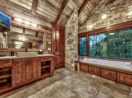 1639 Sherman Way, South Lake Tahoe, CA 96150 Photo