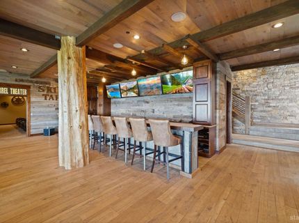 1639 Sherman Way, South Lake Tahoe, CA 96150 Photo