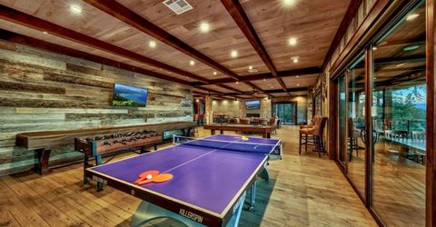 1639 Sherman Way, South Lake Tahoe, CA 96150 Photo