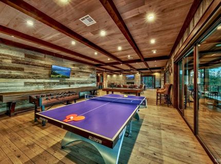 1639 Sherman Way, South Lake Tahoe, CA 96150 Photo